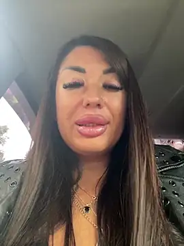 RuslanaXX webcam
