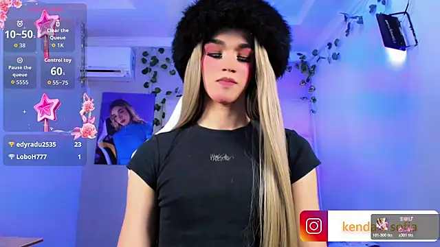 Sophiaa_doll_ live cam