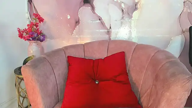 istina_uwu live cam
