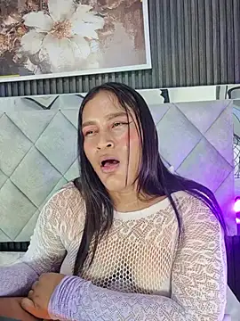Sara_Chanel_