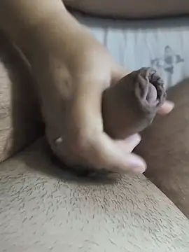 MadaamJizz_DickLewd webcam