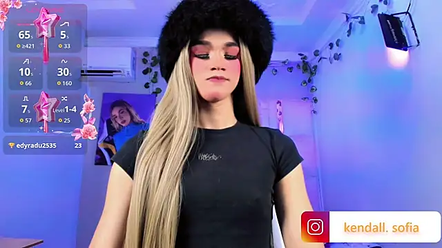 Sophiaa_doll_ live cam on StripChat
