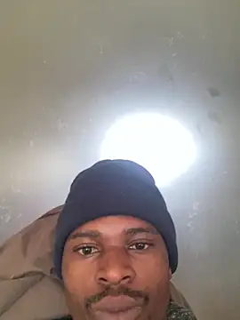 eyoItsRiley