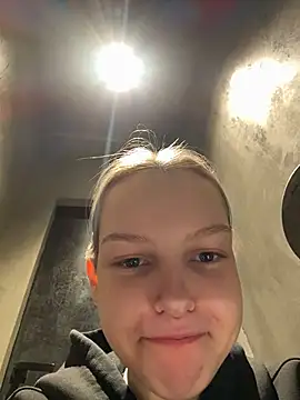 AshleyMur webcam