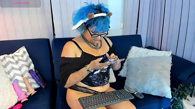 Blue_Cherry webcam