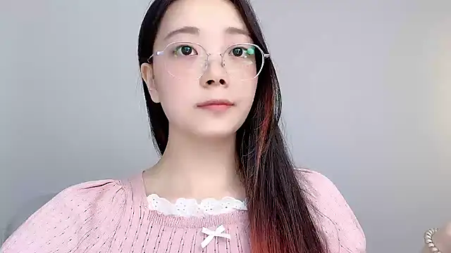 vera999- live cam on StripChat