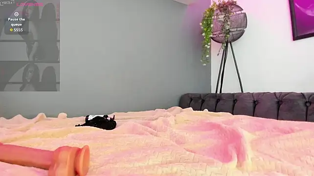 Abbyy_stone live cam on StripChat