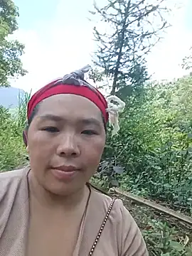 quynhkoolbae live cam on StripChat