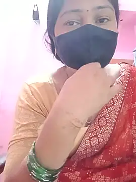 Beauty-wife live cam on StripChat