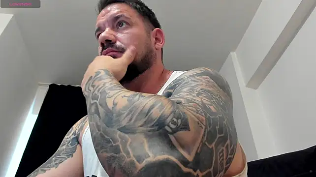 musclemonster31 webcam