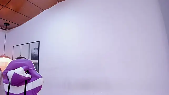 Alaia_Carter webcam