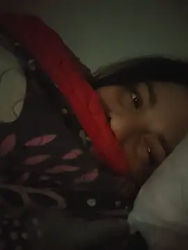 Allis_Wonderland live cam preview on Stripchat