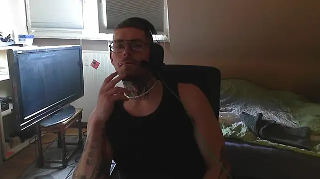 nicobig420 (M young) - Big Load of Cum:)