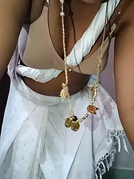 tamil_swathii webcam
