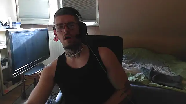 NIcoBig420 webcam