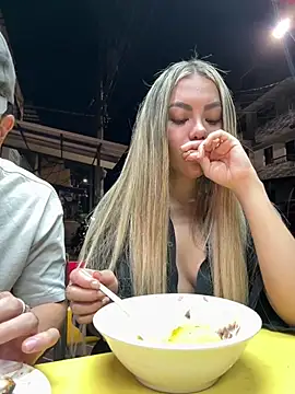 lindaandtony's live cam