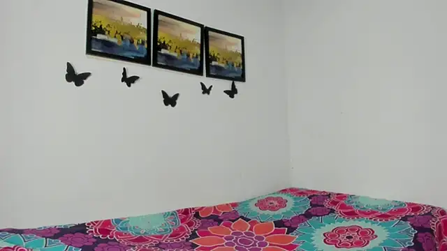 Vlad__night live cam on StripChat