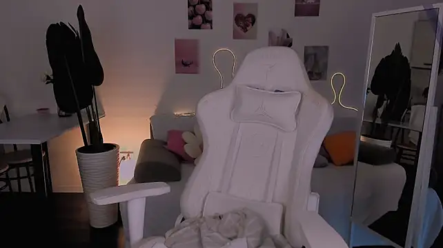 LittlePeach007 live sex cam
