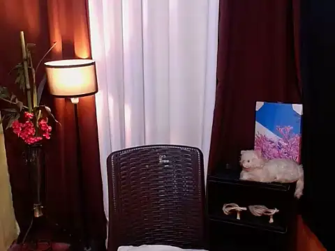 HornyKerujieTrans webcam