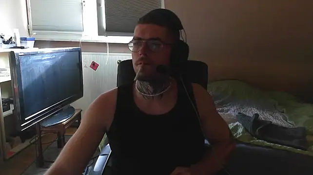 NIcoBig420 webcam