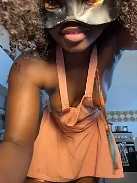 Nottynadiaa webcam