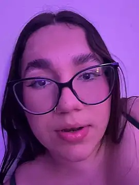 miakhalaf_ webcam