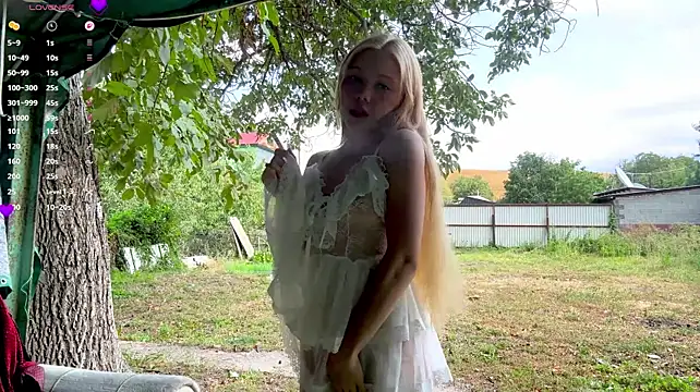 AlberthaBudd live sex cam