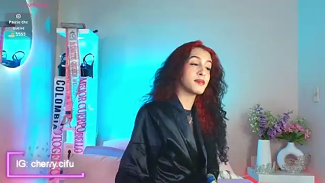 CherrySeraphine1 webcam