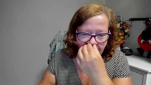 Adelewildx webcam