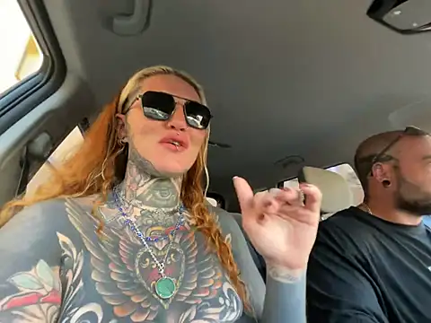 AlexandraWildd webcam