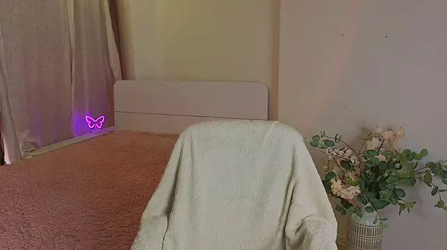 Nikkyy_reed webcam