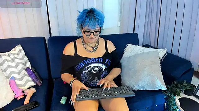 Blue_Cherry webcam