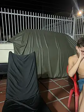 friends_lust_latin webcam