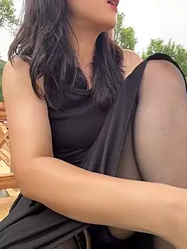 weiwei103 live sex cam