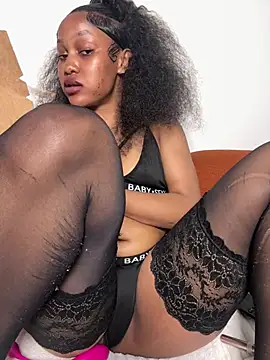 Sexxyronn webcam