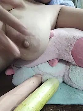 Bigboobs909 webcam