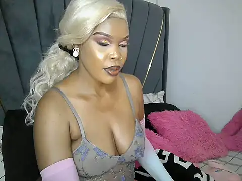 Queenb_2