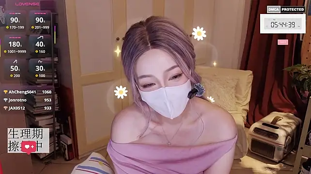 nayomi_34f webcam