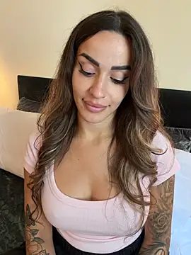 Webcam Model(-Alisa) is live