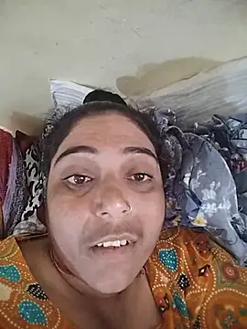 Big_krishna44A live cam on StripChat