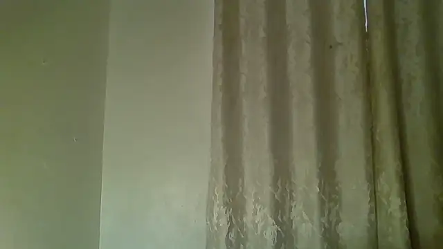 Yours_little_secret