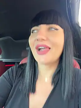 MysticCleo live