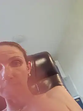 NaughtyWifey1