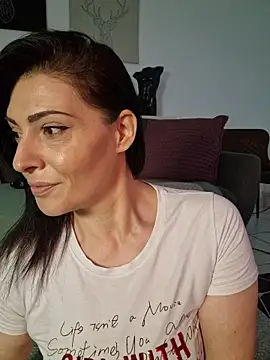 AryaSummersReal