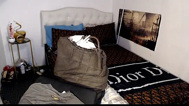 NinaDOM4CUM live cam