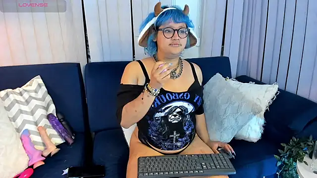 Blue_Cherry webcam