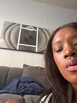 SexyMilf27 live webcam