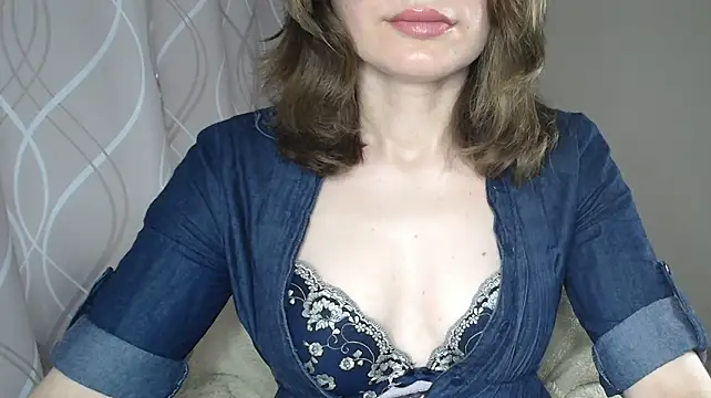 miss__Sophie live cam on StripChat