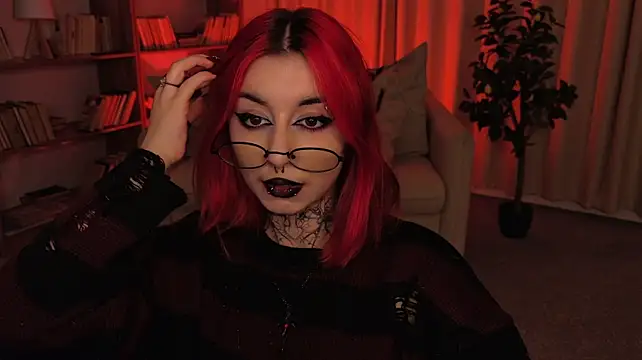 Mistress__Marcelline webcam