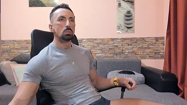 HotHunkTrainer webcam